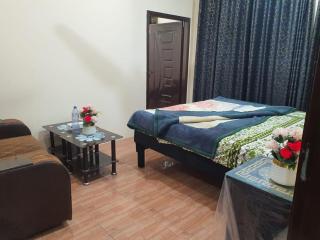 Hotel Al Bayan Lahore - 2