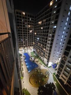 The Executive Suites at Shore 2 Residences - 2