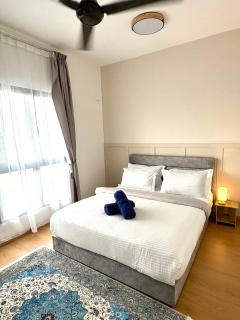 Urban Hideaway Splash Mania - 2