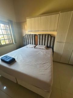 Quarto familia, piscina e garagem - 4