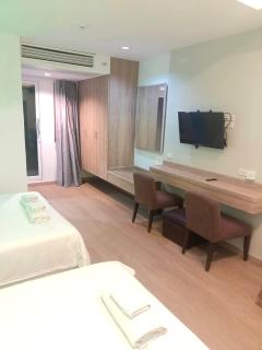 Royal Garden Home Hotel - 4