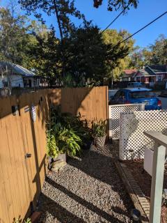 Cottage & Garden - 6