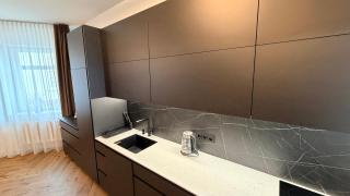 Modern 1-Bedroom Apartment in Kaunas Downtown - 7