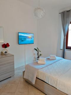 Stefanie Home Boutique - 6