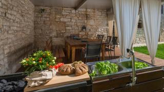 Beautiful Villa Jadreska with pool in Kanfanar - 3