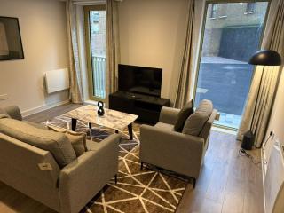 Flat in Luton, FREE parking close to Luton airport - 1