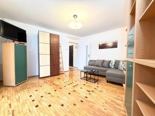 Kilińskiego Urban Apartment by BookingHost - 5