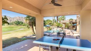 Moonshine by AvantStay Modern Stylish Estate w Bar Fire Pit Hot Tub 5 bd - 5