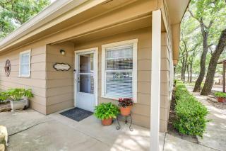 Papas Lakefront Hideaway - 7