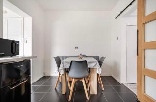 Cosy house with floating beds in Belfast - 3