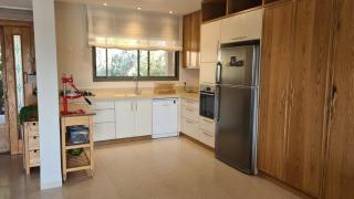 Countryside Charm House - 5