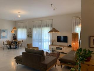 Countryside Charm House - 7