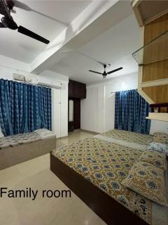 Vrindhavan stay and rooms - 4