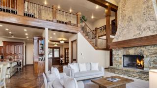 High Meadow by AvantStay Alpine Views w Indoor Pool Hot Tub Open Floor Plan - 4