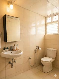 Hearthenly Stays Golden Glow Cozy 3BHK with Scenic Views - 3