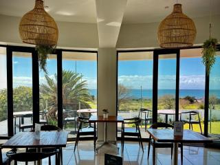 St Helena Bay Hotel - 7