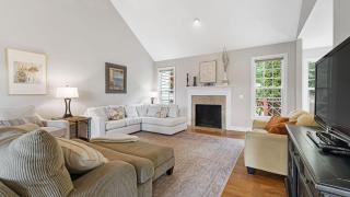 Fairview Vista by AvantStay 10 Mins to Asheville - Fairview - 3