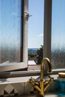 Cathedrals View - 2-4 bed Top-floor Apt in Exeter - Self Check in, Free Parking! - 1