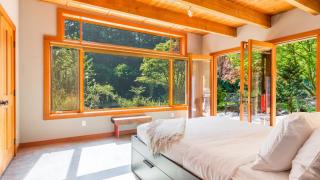 Rhythm Waters by AvantStay Garden Paradise Pond - 5