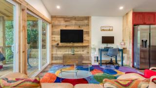 Artist’s Palette by AvantStay Colorful Retreat - 5