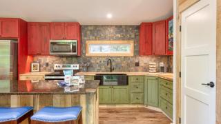 Artist’s Palette by AvantStay Colorful Retreat - 3