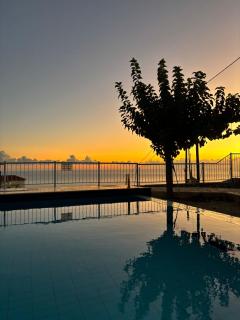 Villa Lawton - Magnificent sea & mountain views! - 0