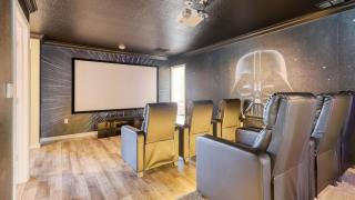 Ever After by AvantStay Pop Culture Design Pool - 7