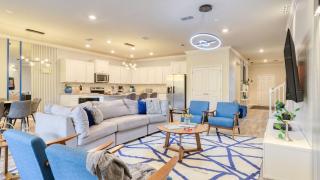 Ever After by AvantStay Pop Culture Design Pool - 6