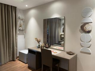 Boho Cozy Escape in Quiet Neighborhood - 9