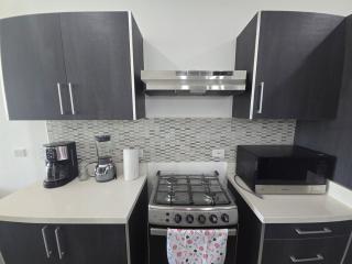 Modern executive apartment with views and parking - 3