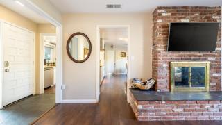 East Valley Manor by AvantStay Minutes to the Beach - Montecito - 1