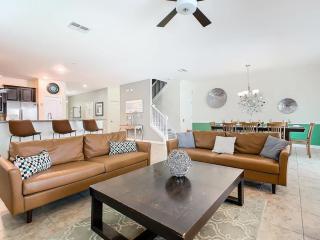 Relaxing Retreat Villa Sleeps 22 - 3