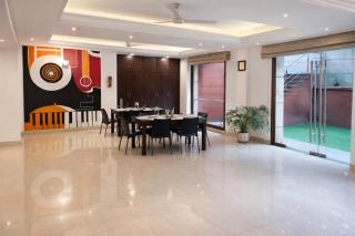 EMBLEM - Arjun Marg, Golf Course road Gurgaon - 3