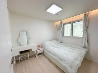 15 mins to Hongdae, Newly built two-room building - 6