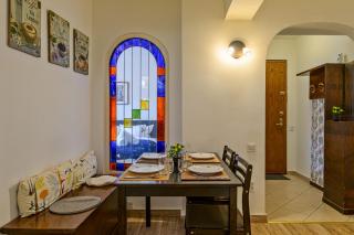 Ultracentral Apartment with Downtown View & Self Check-In - 6