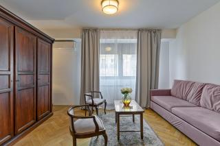 Ultracentral Apartment with Downtown View & Self Check-In - 7