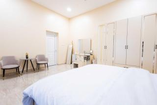 4BR Luxury villa with private pool and Majlis - 4