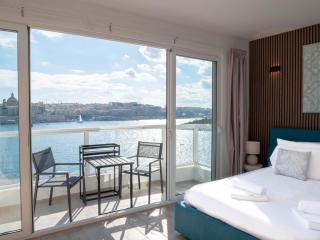 Valletta Bastion View Apartments and Penthouse in Sliema - 4