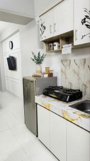 Apartemen Gunung Putri high floor City view - 1