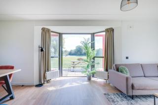 6 - Persoons Lakeside 17 Sauna Bungalow - 2