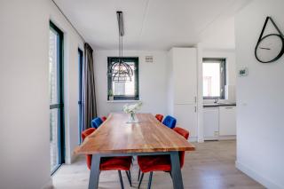 6 - Persoons Lake Area 18 Bungalow - 7