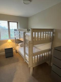 Ardmore Village Family Home - 6