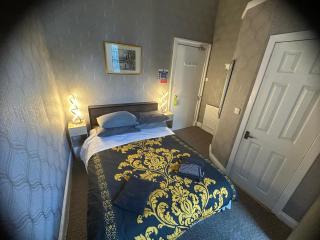 the CITY- Braveheart House - 4