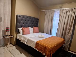 16 Durham Street, Kensington, Johannesburg - 1