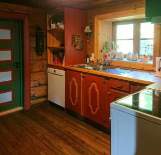 Restored Cabin From 1852 In Bergsjø Area - 5