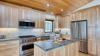 Steps from Manzanita Beach Ocean Views Bikes Firepit Vitamin Sea by AvantStay - 6