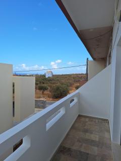 Balcony View Apartment - 9