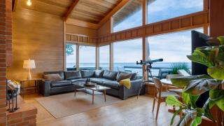 Oceanfront Home w Outdoor Dining 2 Firepits Steps to Beach Salish Sea Escape by AvantStay - 2