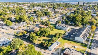 Pensacola Retreat w Jacuzzi Tub Outdoor Lounge Fire Pit Historic Church 1928 by AvantStay - 3