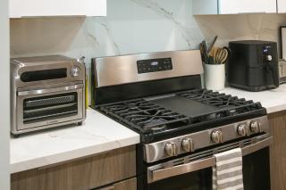 20 min to Disneyland - Spacious Family Home Near All the Fun - 4